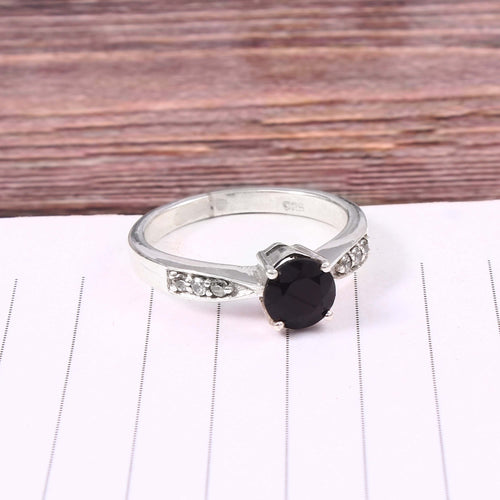 Natural Black Onyx Prong Set Gemstone Ring