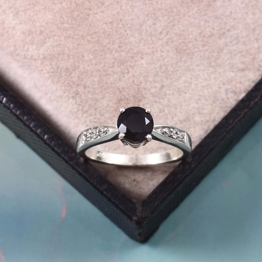 Natural Black Onyx Prong Set Gemstone Ring