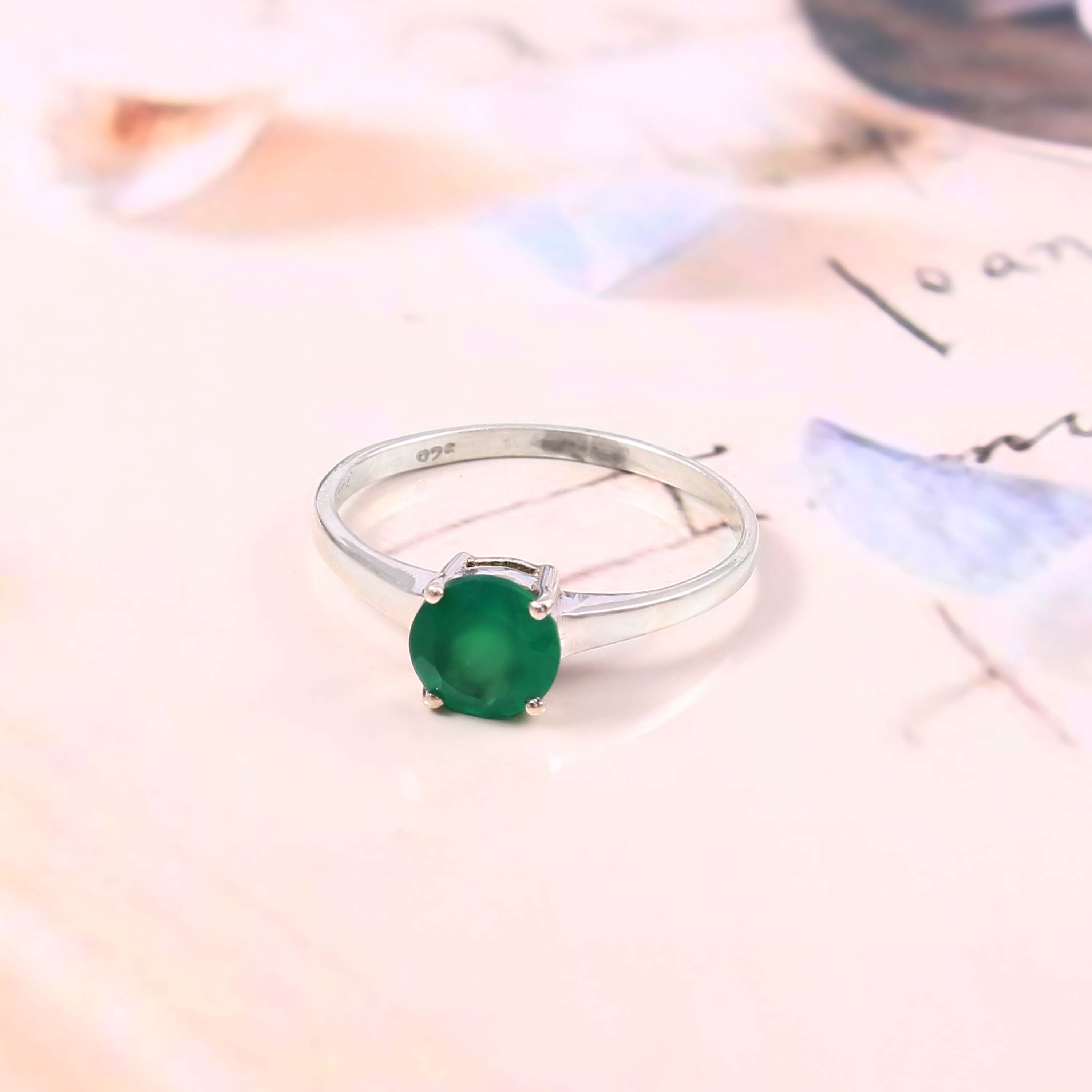 Natural Green Onyx Prong Set Gemstone Ring