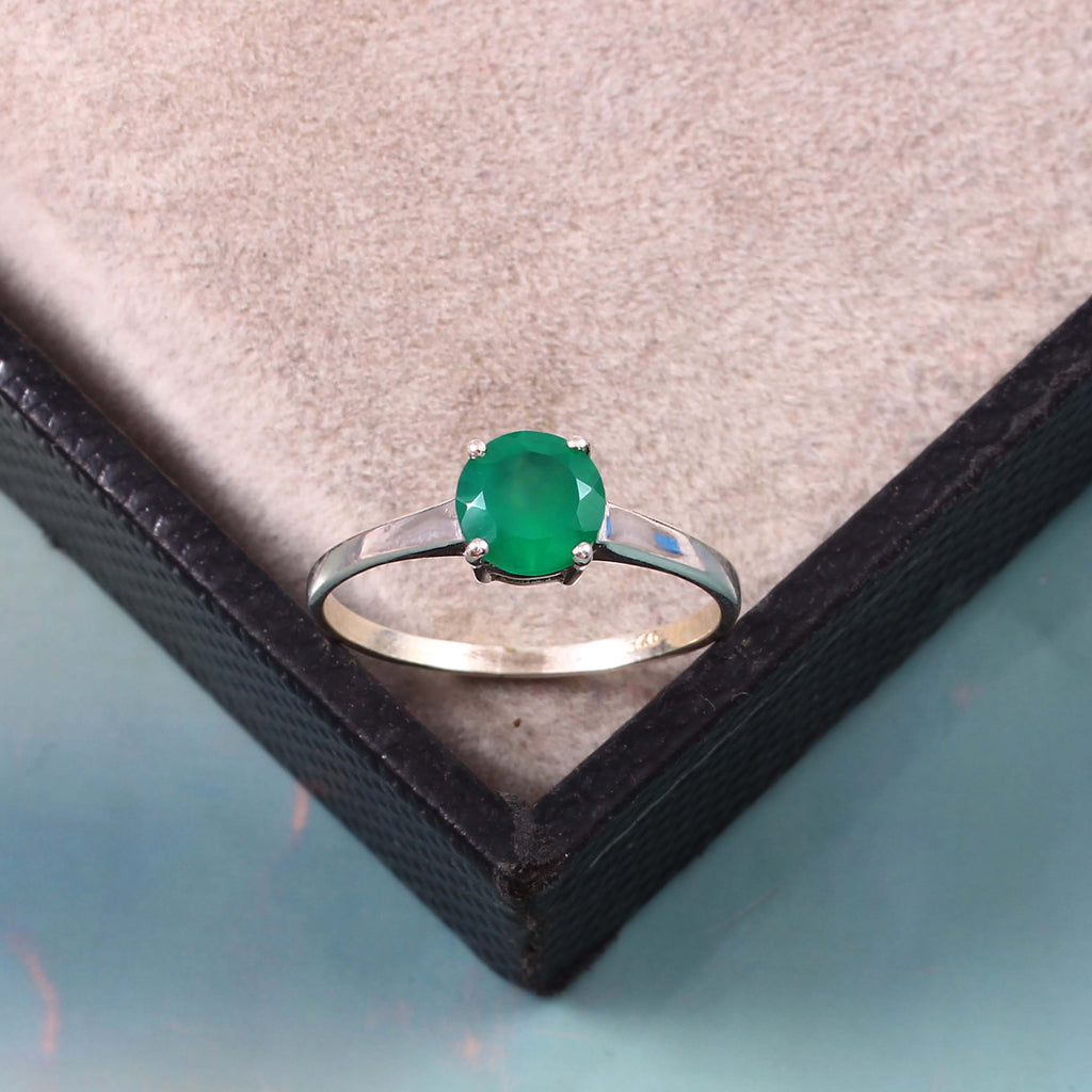 Natural Green Onyx Prong Set Gemstone Ring