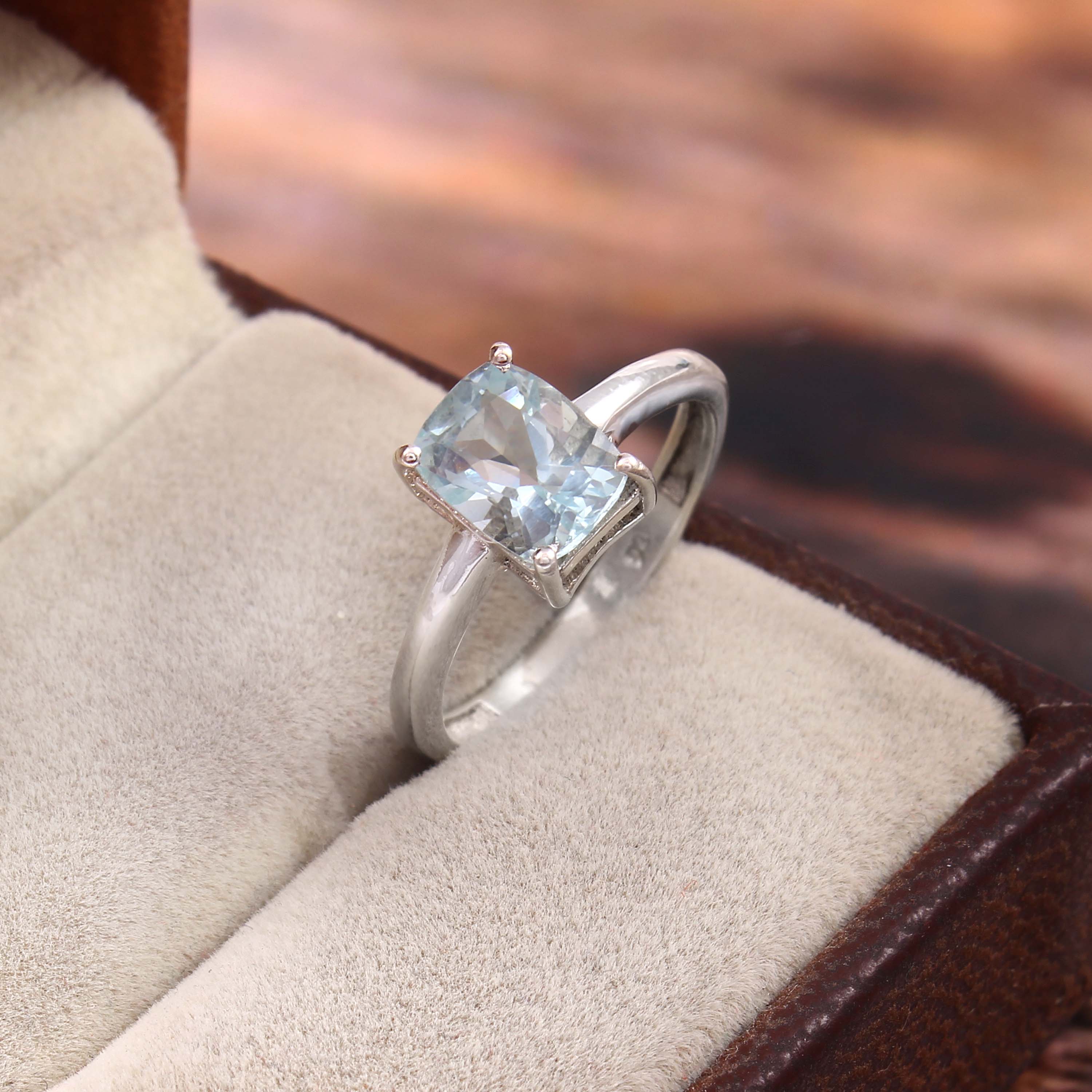 Natural Sky Blue Aquamarine Prong Set Gemstone Ring