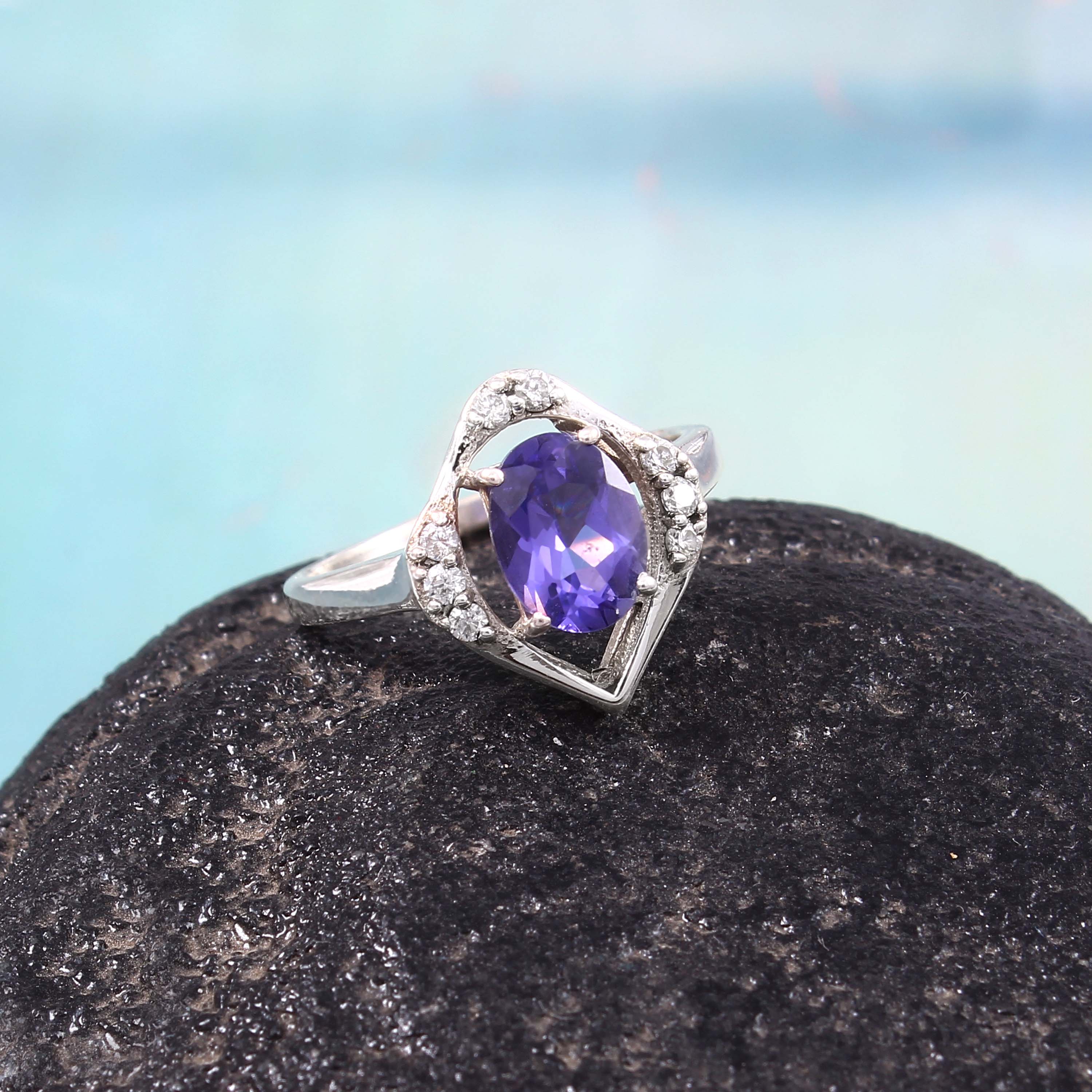 Natural Purple Amethyst Prong Set Gemstone Ring