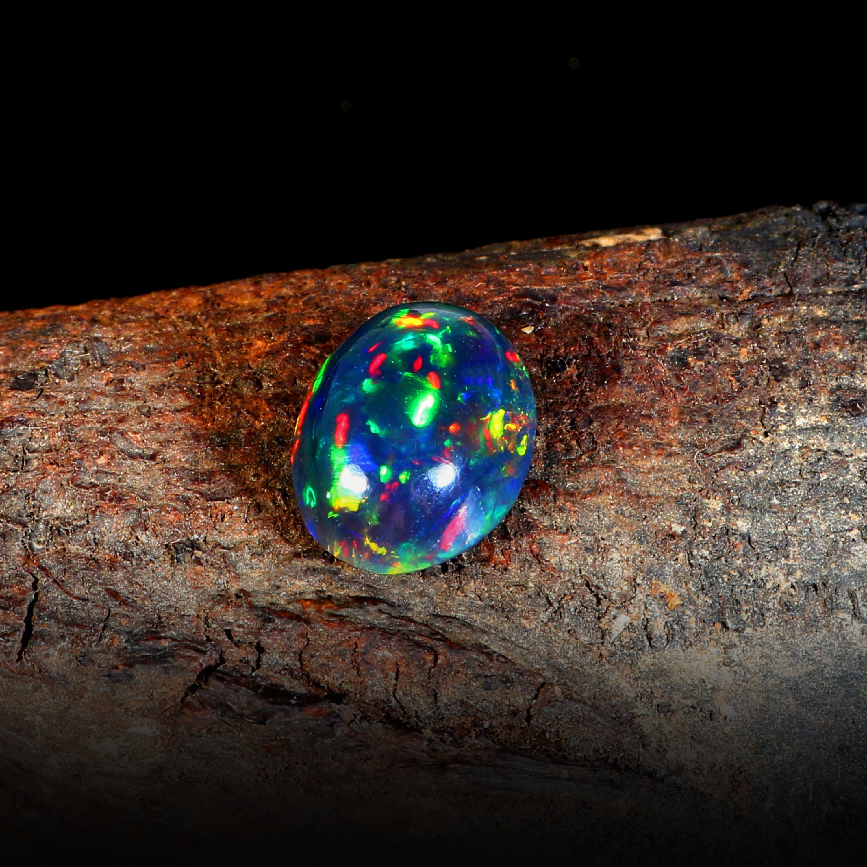 Natural Ethiopian Fire Welo Opal Round Cabochon Gemstone